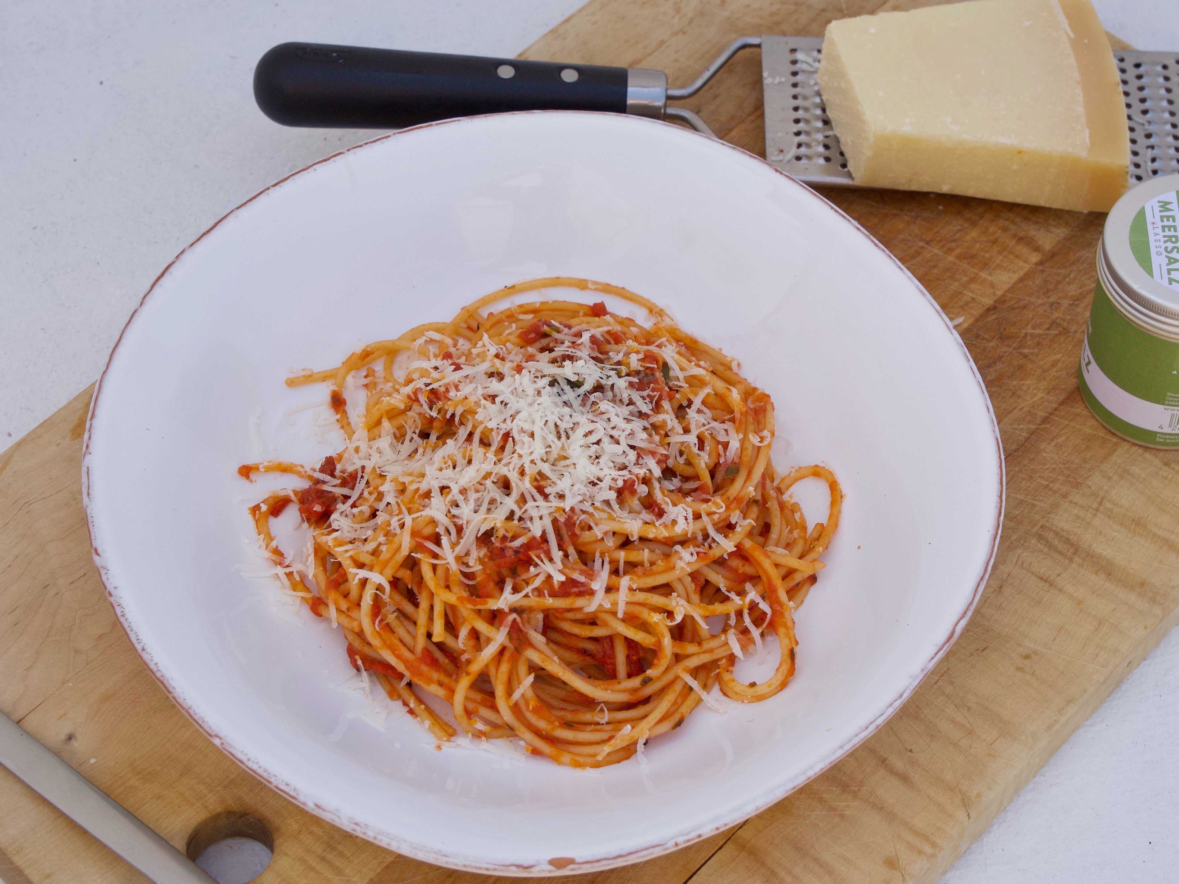 Die perfekte Tomatensauce für Pasta Napoli Strandküche