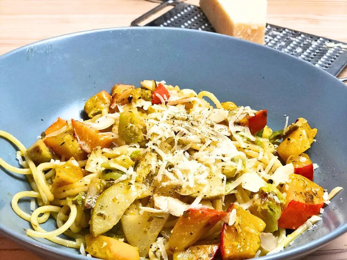 Spaghetti mit Rosenkohl und Kürbis  -  Spaghetti con cavolini di Bruxelles