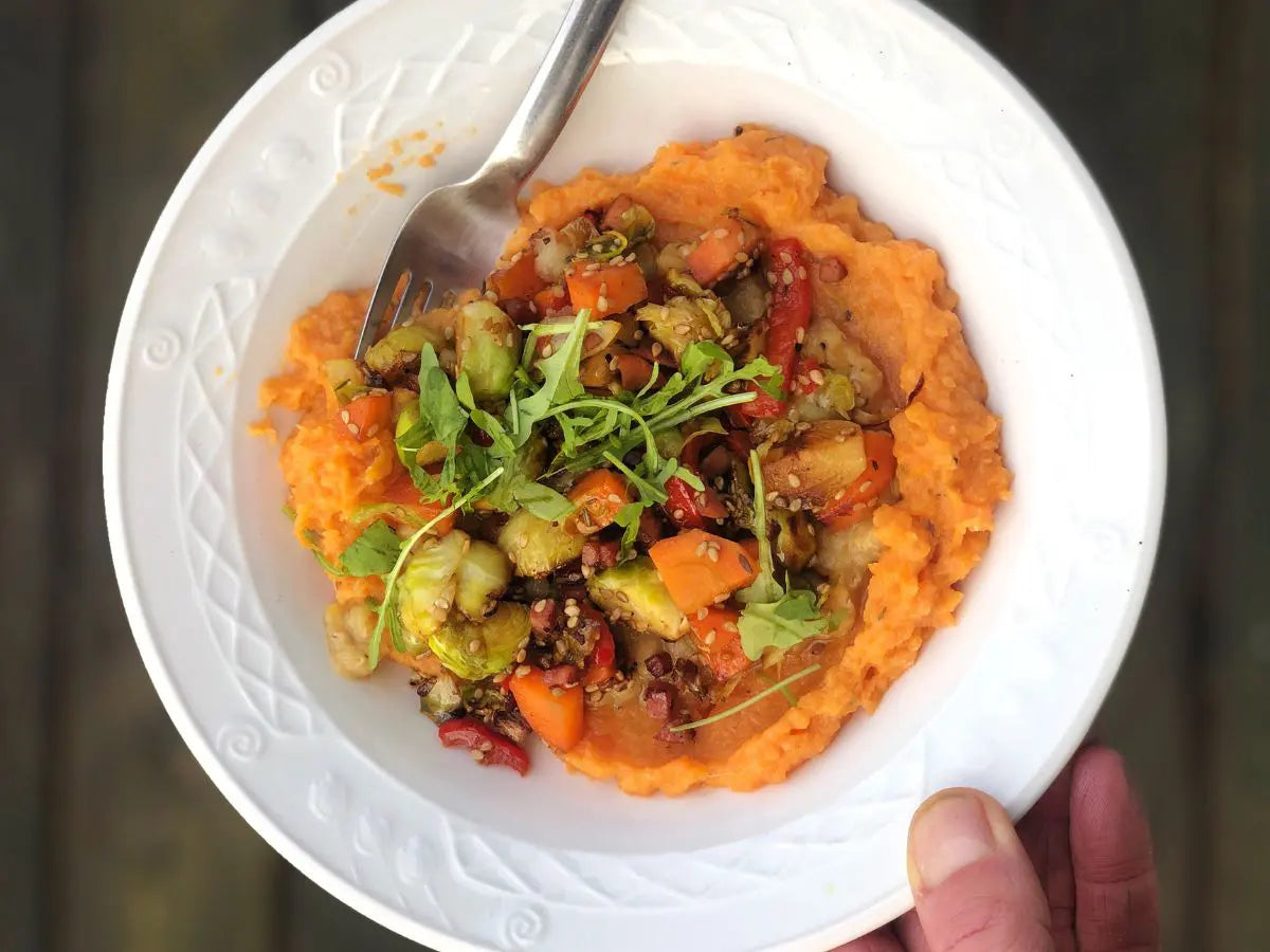 Wintergemüse auf Süßkartoffelpüree (mit Roten Linsen)