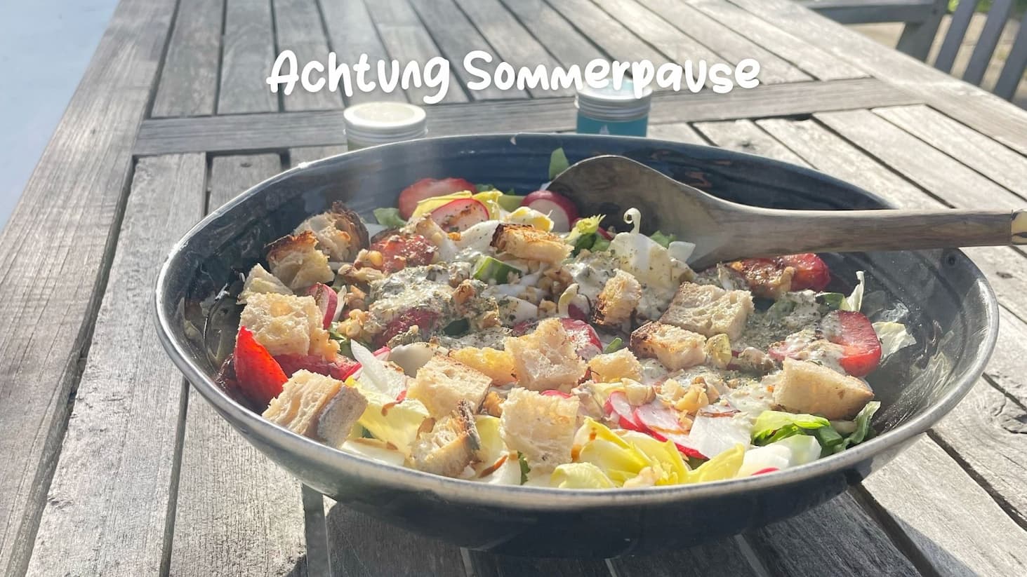 Sommerlicher Salat zur Sonnenwende
